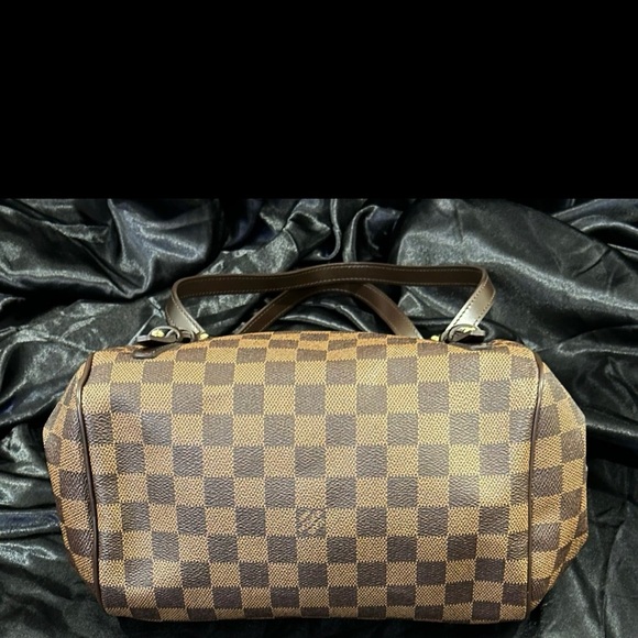 Louis Vuitton Brown Checkered Shoulder Bag Rivington PM authentic - Picture 2 of 5